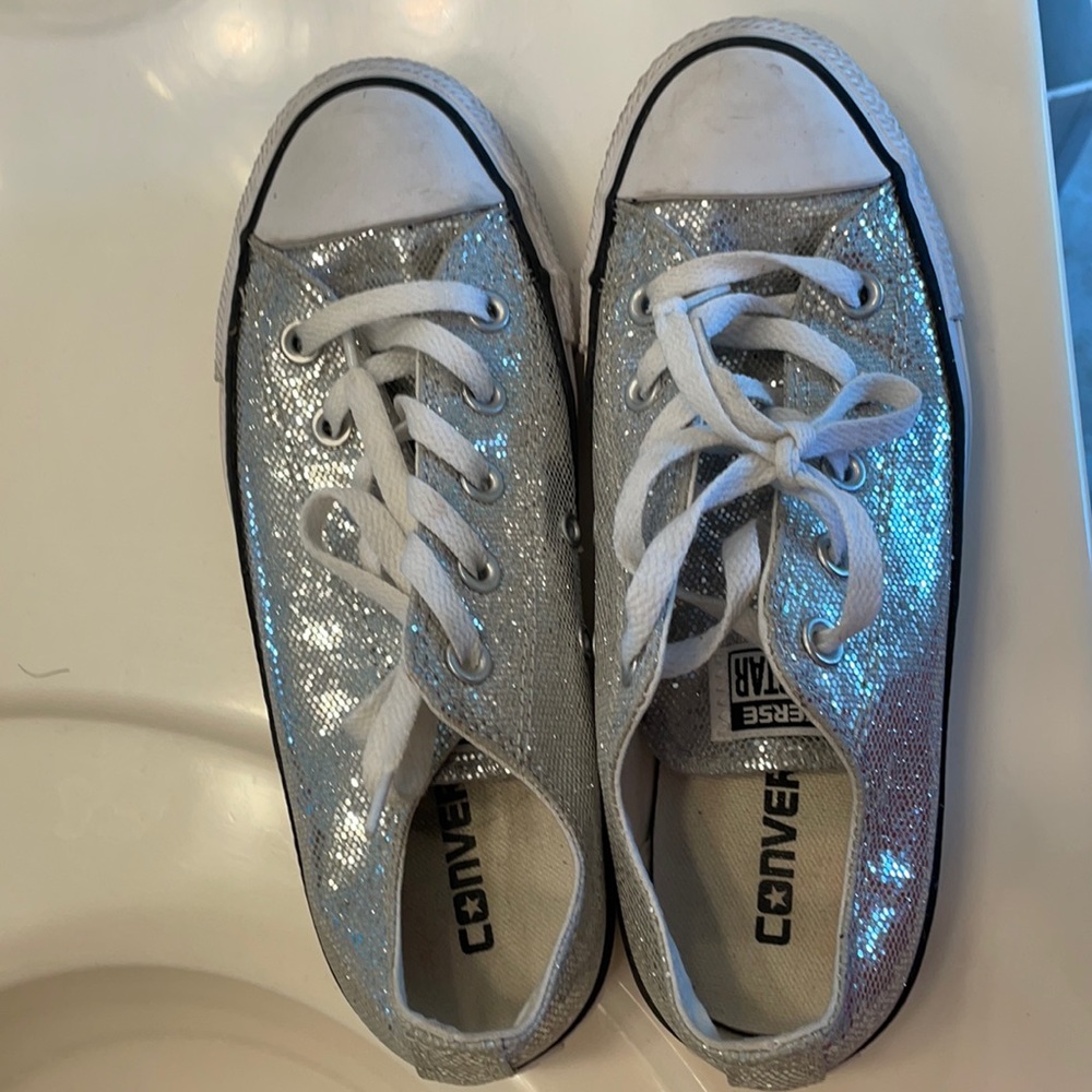 Converse Allstar silver glitter size 6 women 4 men